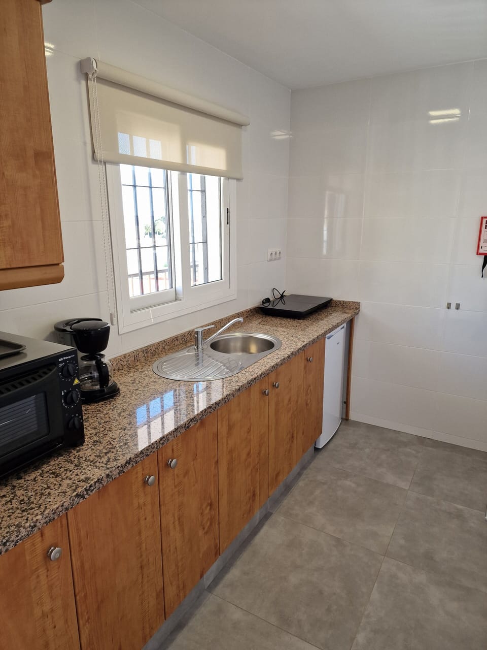 Standard Apartment | Private kitchen | Fridge, stovetop, coffee/tea maker, cookware/dishes/utensils