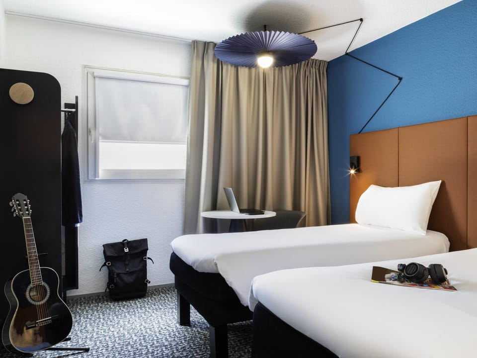 Standard Room, 1 Double Bed | Desk, soundproofing, free WiFi, bed sheets