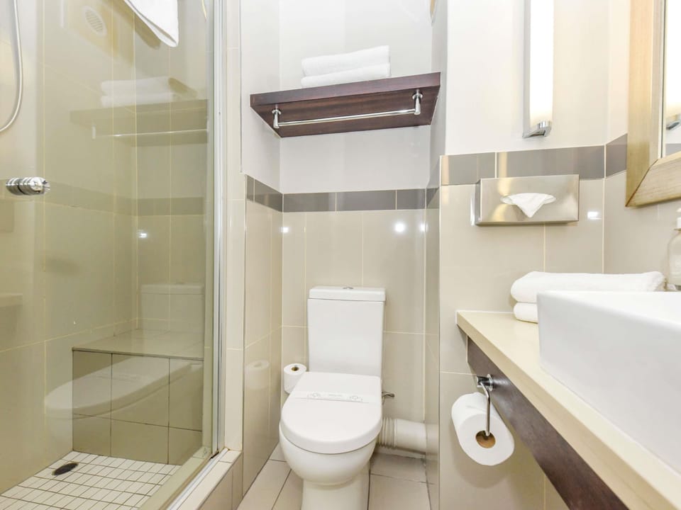Standard Room, 2 Twin Beds | In-room safe, individually furnished, desk, laptop workspace