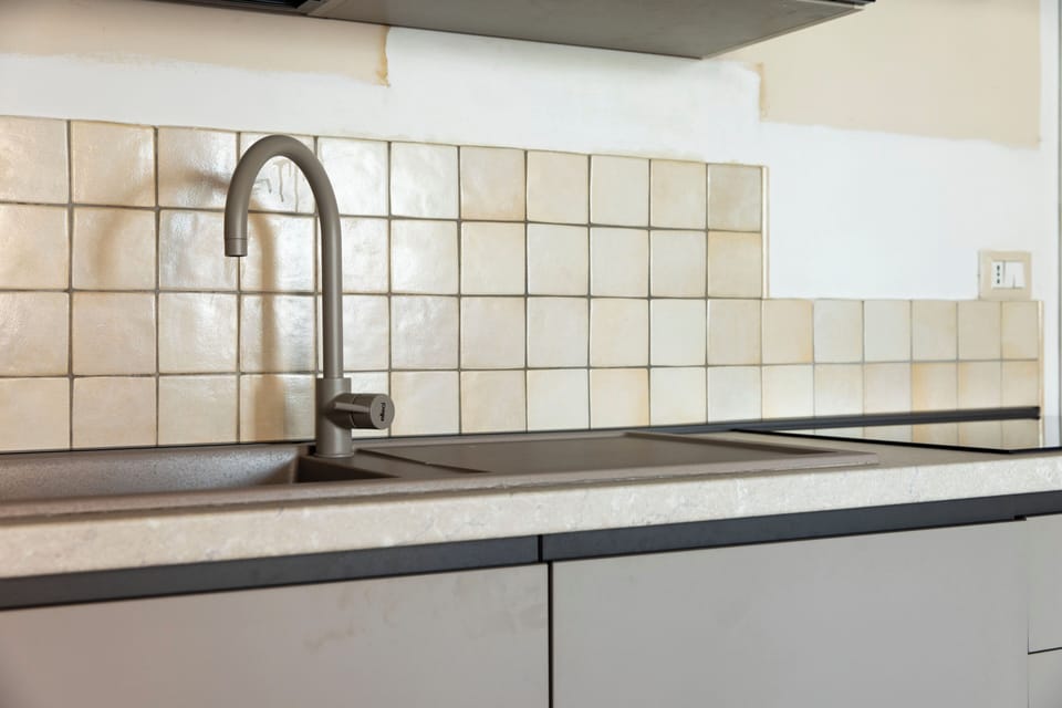Superior Suite | Private kitchen | Fridge, microwave, stovetop, coffee/tea maker