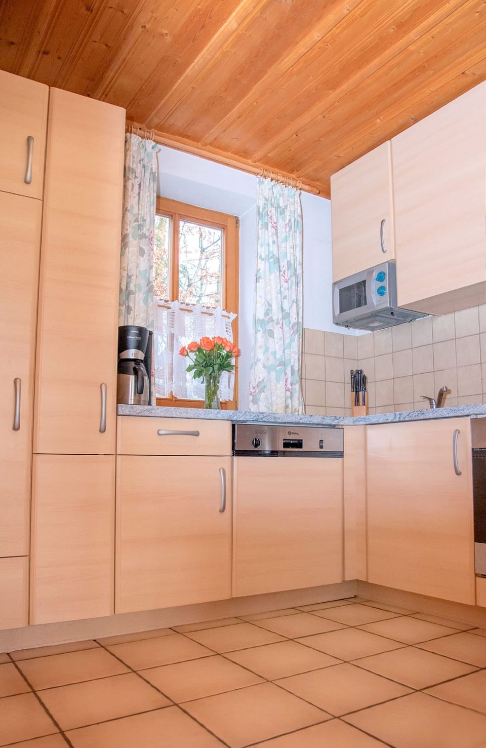 House, 4 Bedrooms (Aurelia) | Private kitchen | Fridge, oven, electric kettle, toaster
