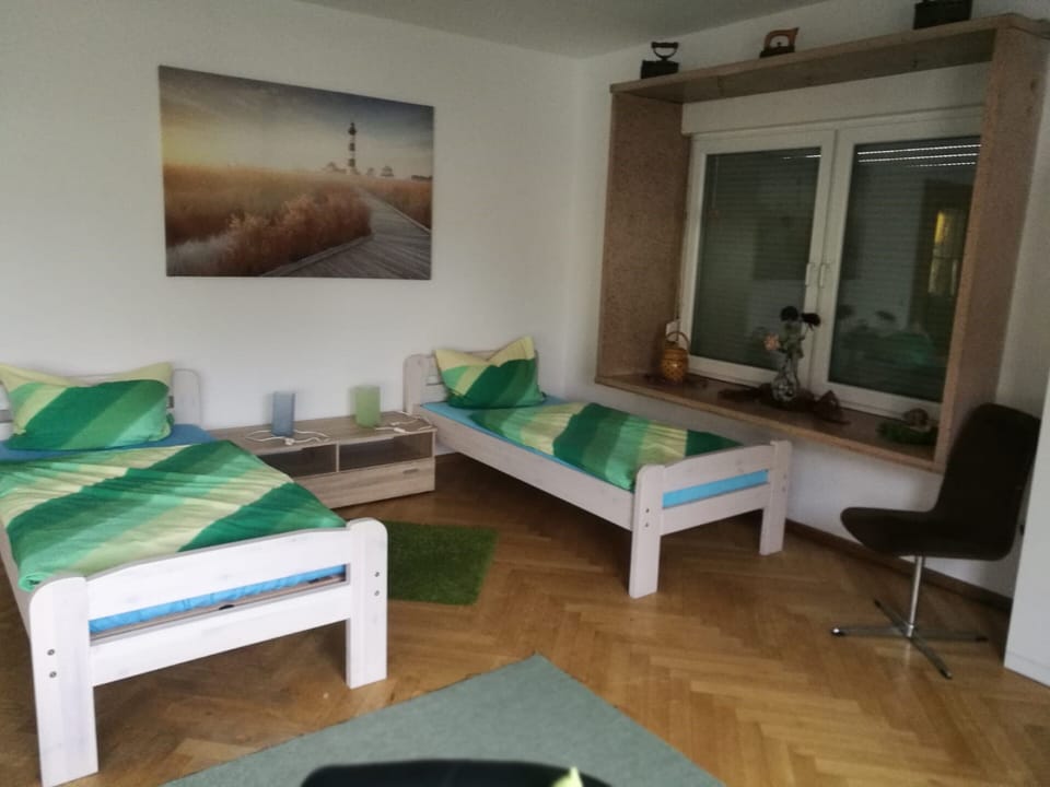 Apartment, 4 Bedrooms (Hannah) | Bed sheets