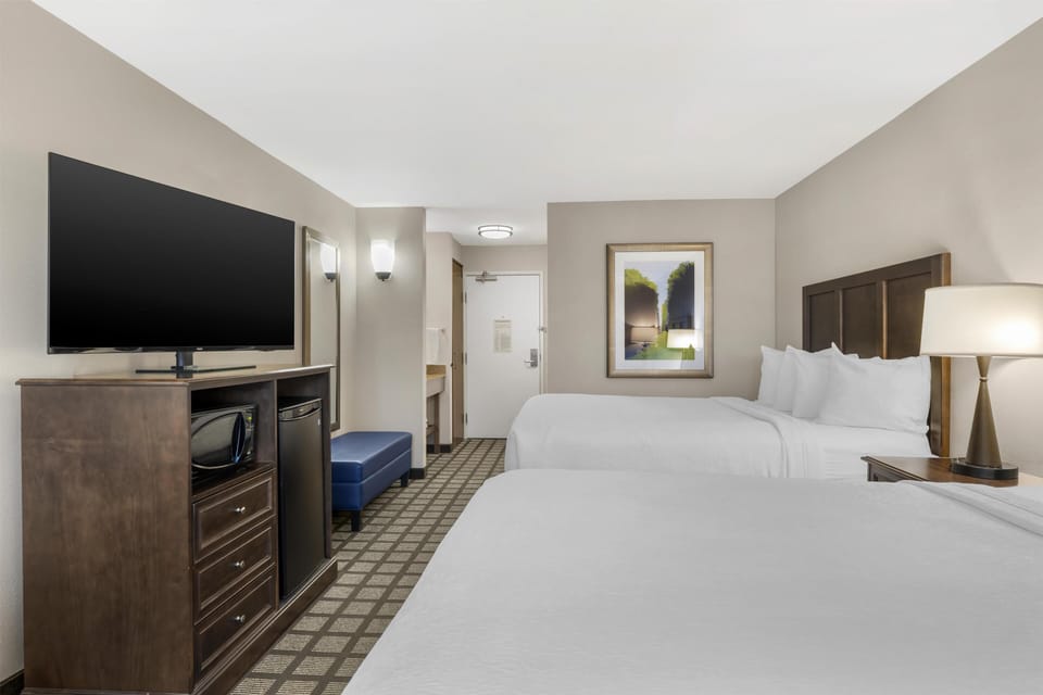 Standard Room, 2 Queen Beds, Non Smoking, Refrigerator & Microwave | Soundproofing, free WiFi, bed sheets