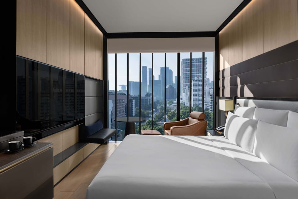 Premium bedding, minibar, in-room safe, desk