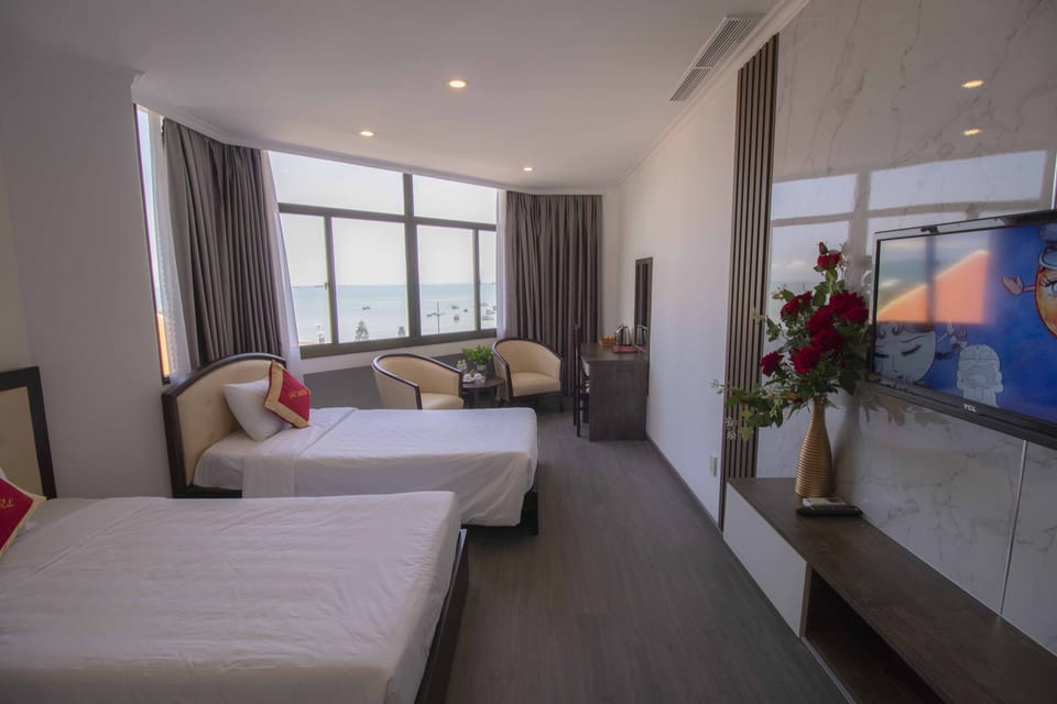 Minibar, in-room safe, desk, blackout drapes