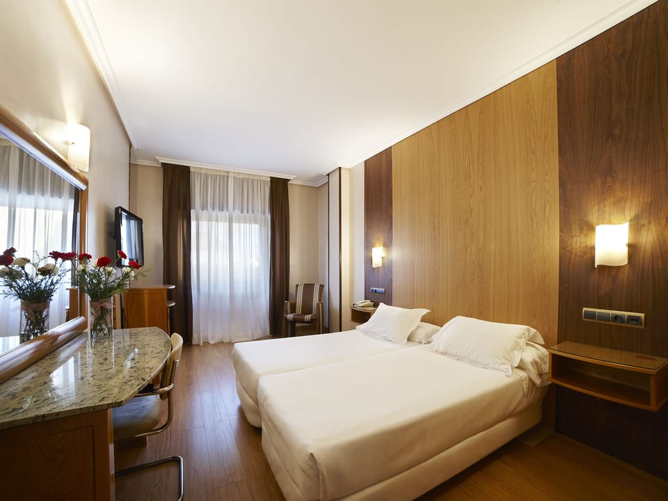Minibar, in-room safe, desk, soundproofing