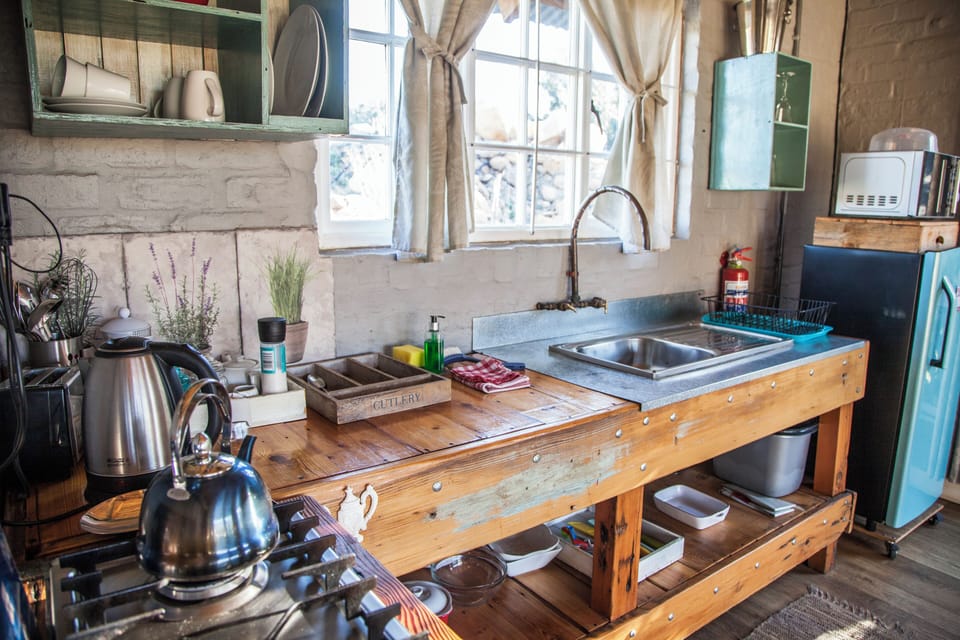 Farm Cottage - Angelino | Private kitchenette | Fridge, microwave, stovetop, toaster