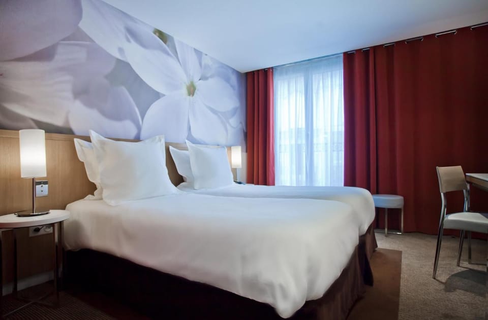 Minibar, in-room safe, desk, soundproofing