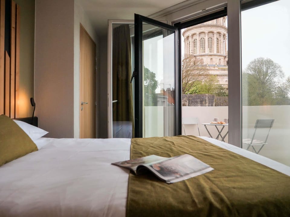 Superior Room, 1 Double Bed | Desk, soundproofing, free WiFi