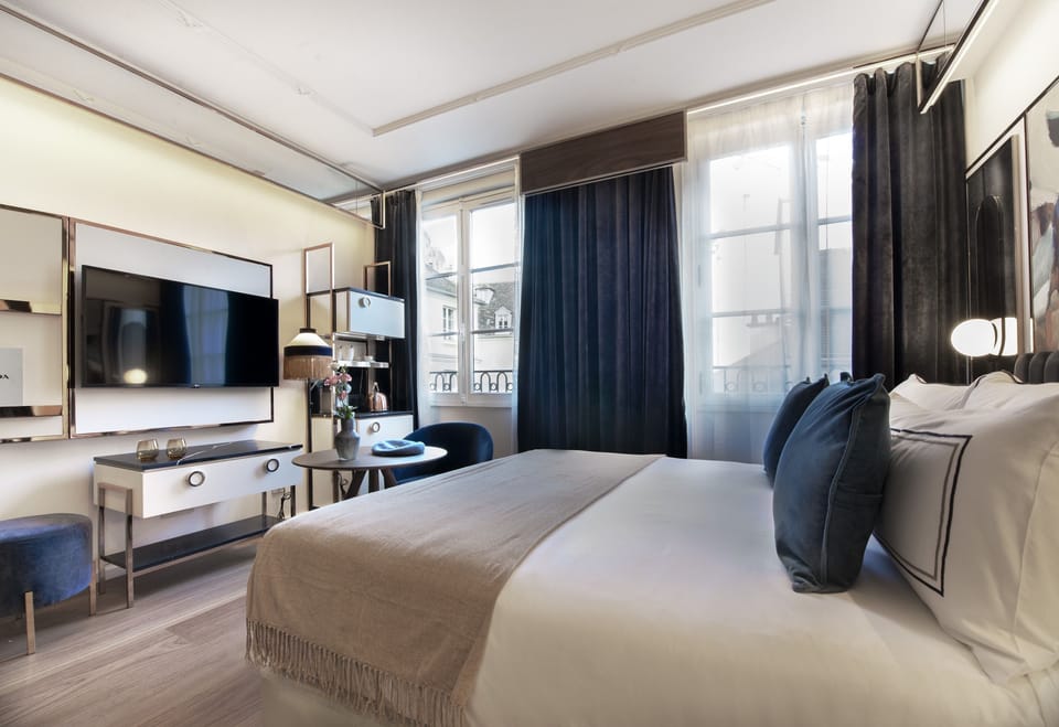 Minibar, in-room safe, desk, soundproofing