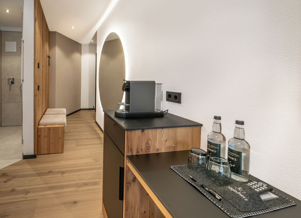 Deluxe Double Room, Balcony | Premium bedding, desk, blackout drapes, iron/ironing board (on request)
