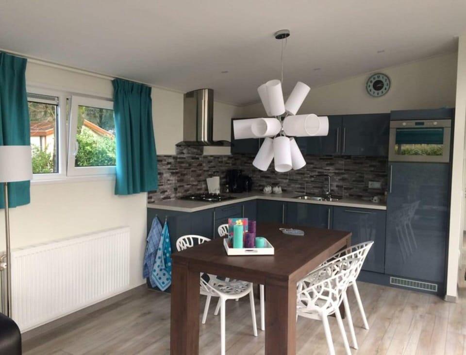 Chalet | Dining