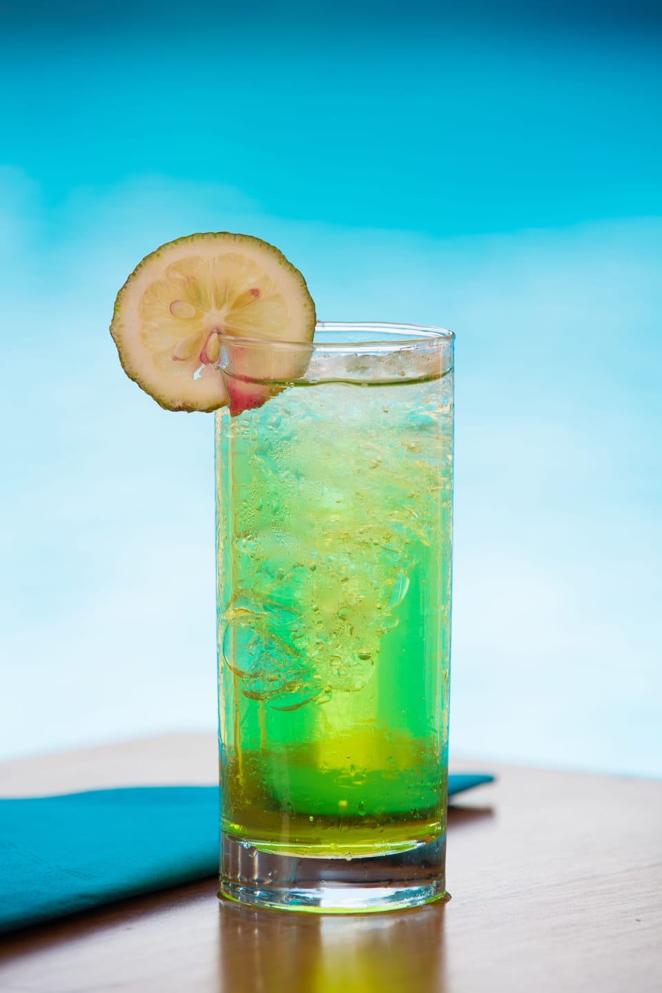Poolside bar