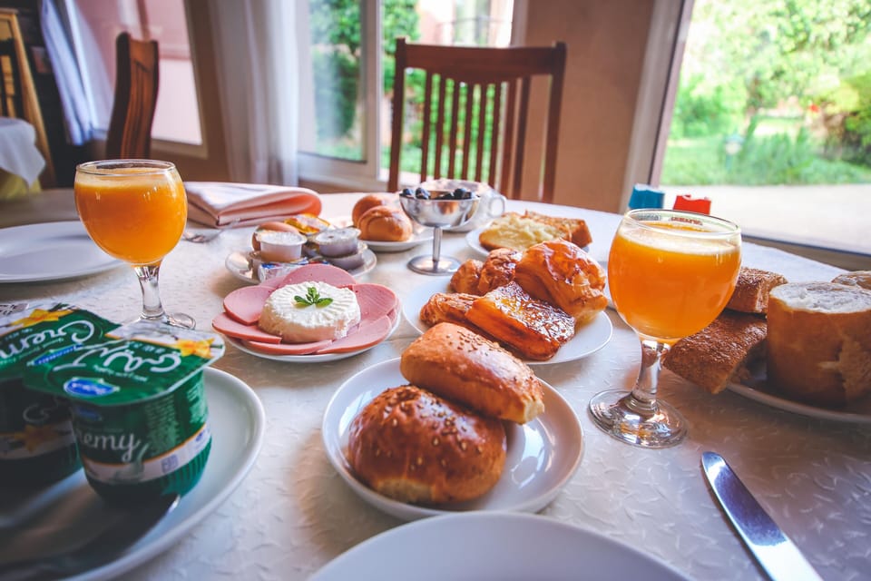 Breakfast meal