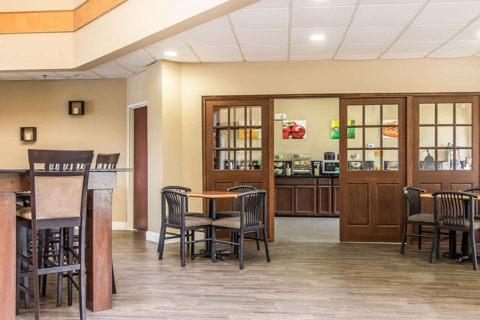Free buffet breakfast