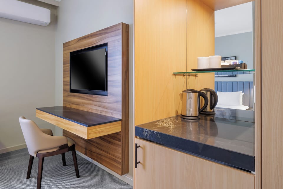 Deluxe Room, Multiple Beds, Non Smoking (Walk-in Shower) | Premium bedding, in-room safe, desk, laptop workspace