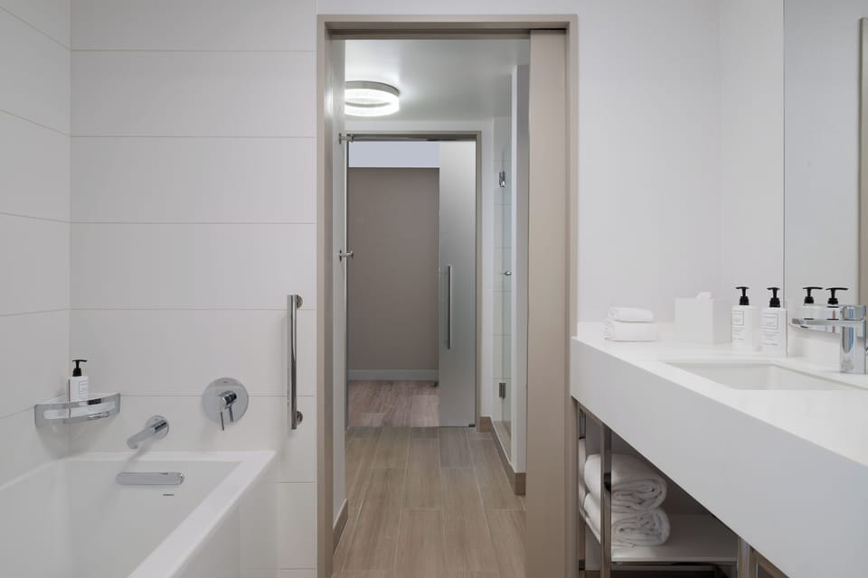 Suite, 1 King Bed, Accessible, Bathtub (Mobility & Hearing) | Premium bedding, pillowtop beds, in-room safe, desk