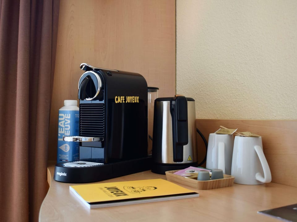 Comfort Double Room, 1 Double Bed | In-room safe, desk, laptop workspace, blackout drapes