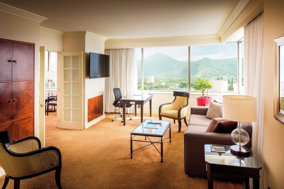 Executive Suite, 1 Bedroom, Executive Level | Living room | LCD TV, iPod dock
