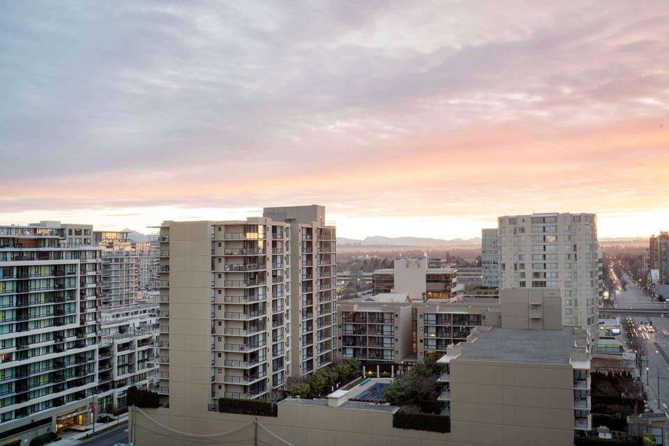 Junior Suite, 1 King Bed with Sofa bed, City View | City view
