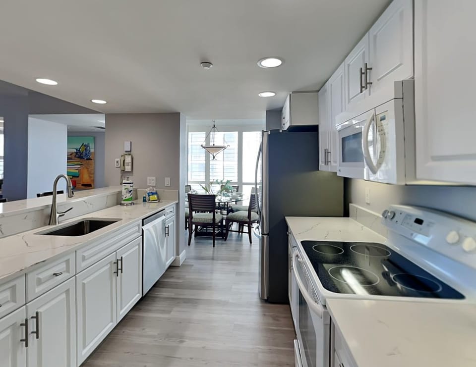 Condo (3 Bedrooms) | Property amenity