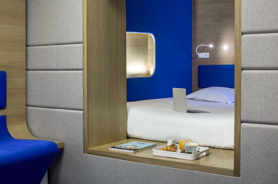 Deluxe Double Room (galileO) | Premium bedding, in-room safe, desk, soundproofing