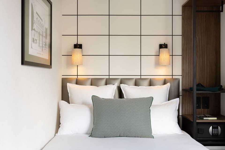 Premium bedding, minibar, desk, soundproofing