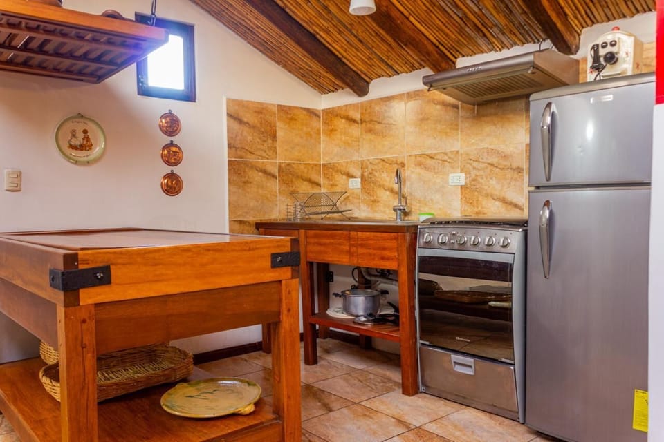 Family Suite, 2 Bedrooms, 2 Bathrooms | Private kitchen
