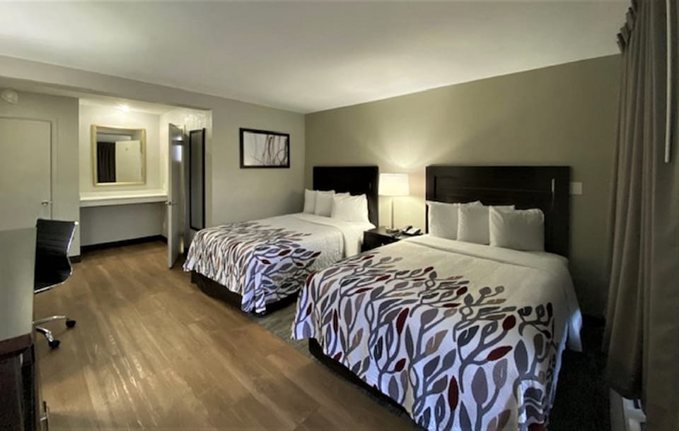 Blackout drapes, soundproofing, iron/ironing board, free WiFi