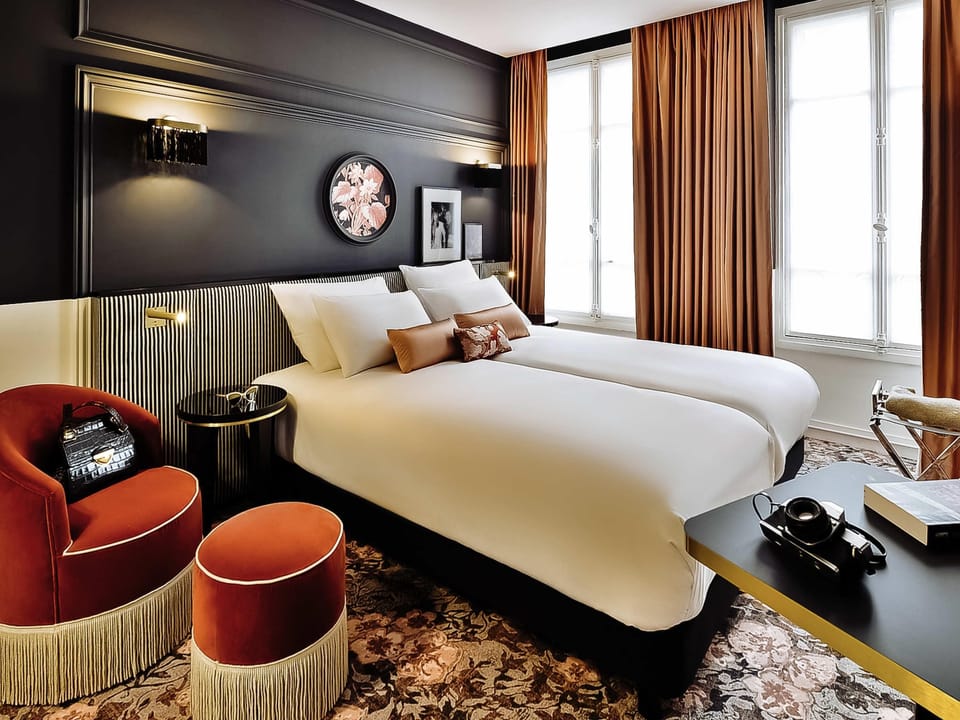 Standard Room, 2 Twin Beds | Premium bedding, minibar, in-room safe, blackout drapes