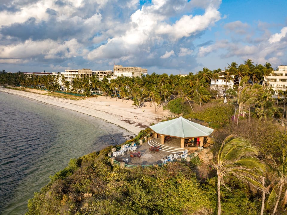 Beach/ocean view