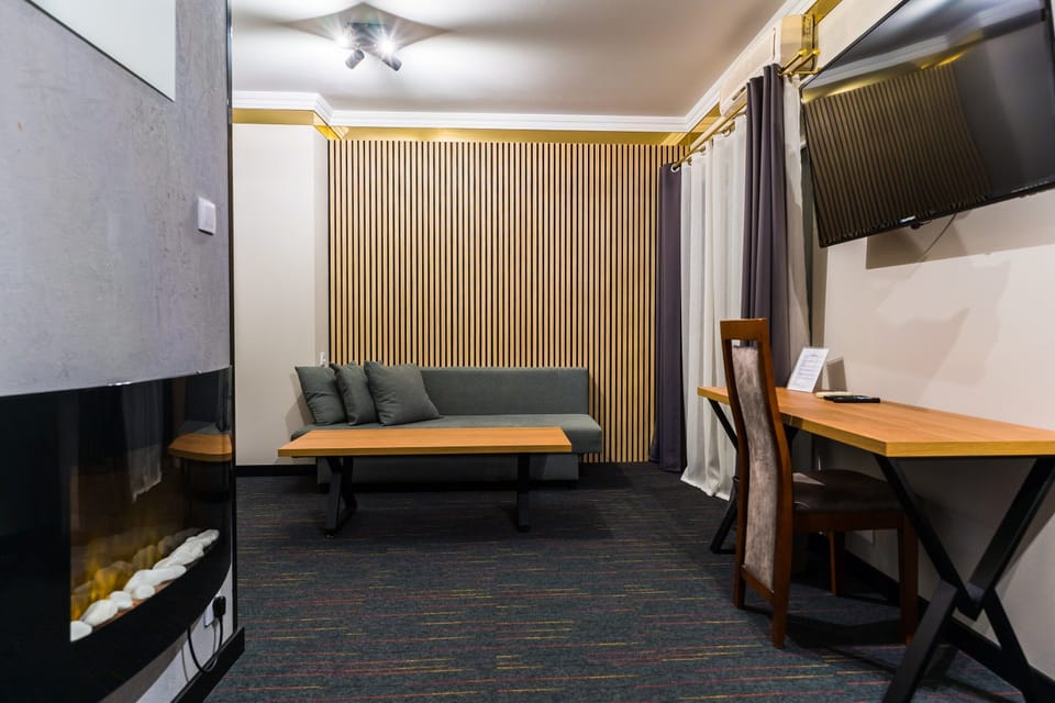 Desk, iron/ironing board (on request), rollaway beds (surcharge)