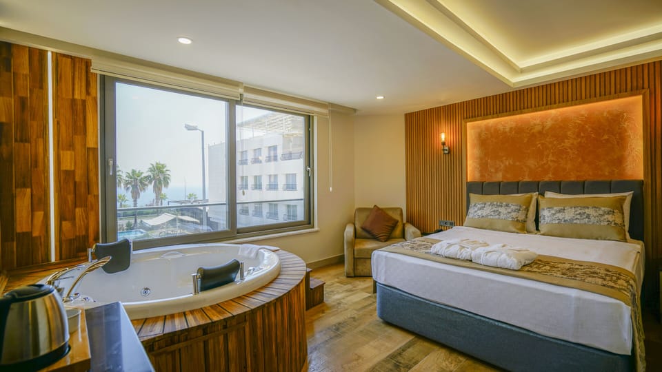 Prime Suite | Premium bedding, minibar, in-room safe, individually decorated