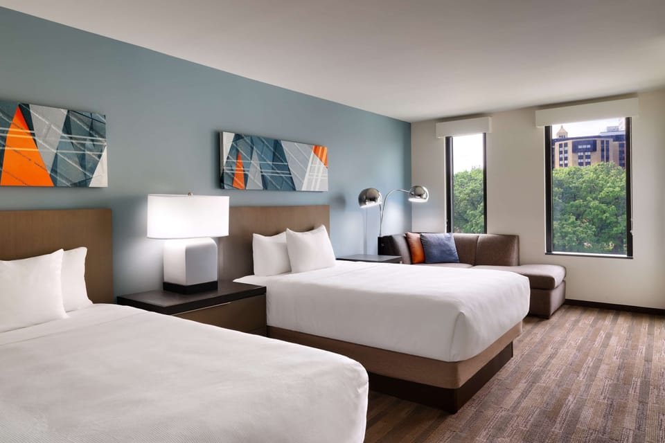 Premium bedding, individually decorated, individually furnished, desk