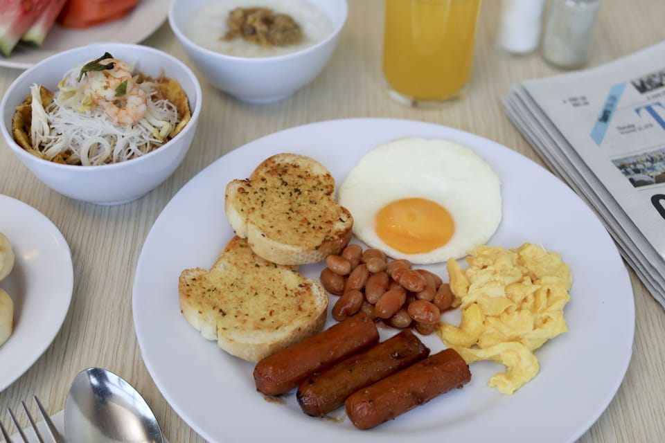 Breakfast meal