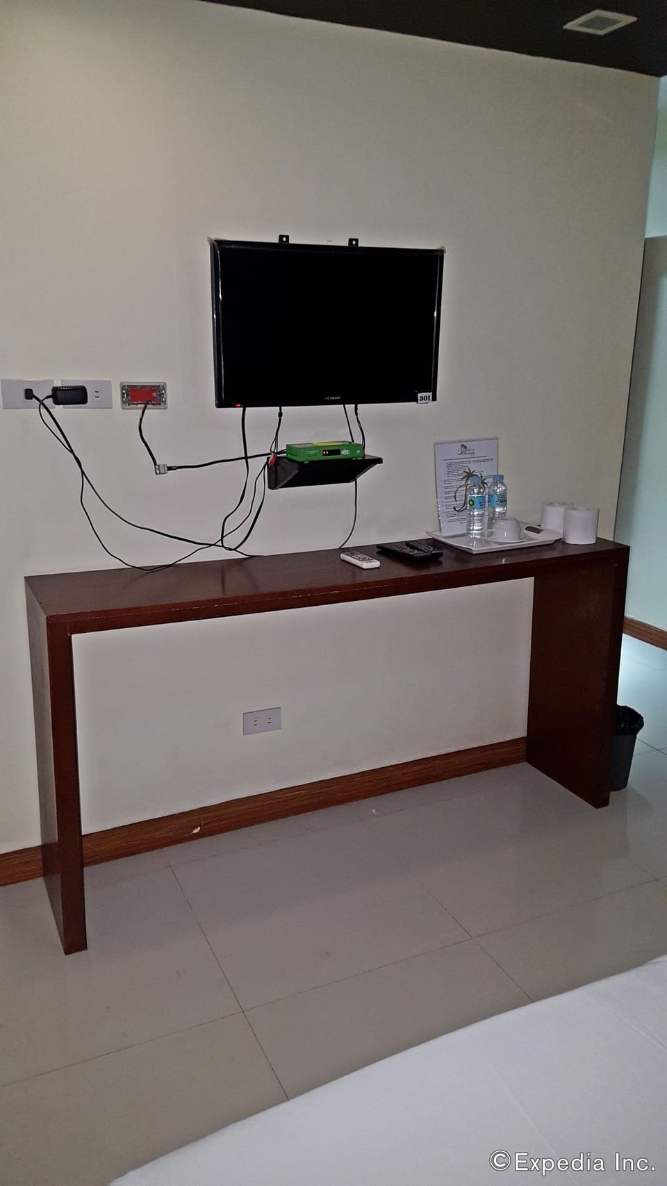Deluxe Room (Triple) | Room amenity
