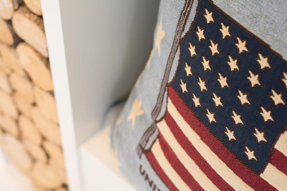 Minibar, in-room safe, individually decorated, individually furnished