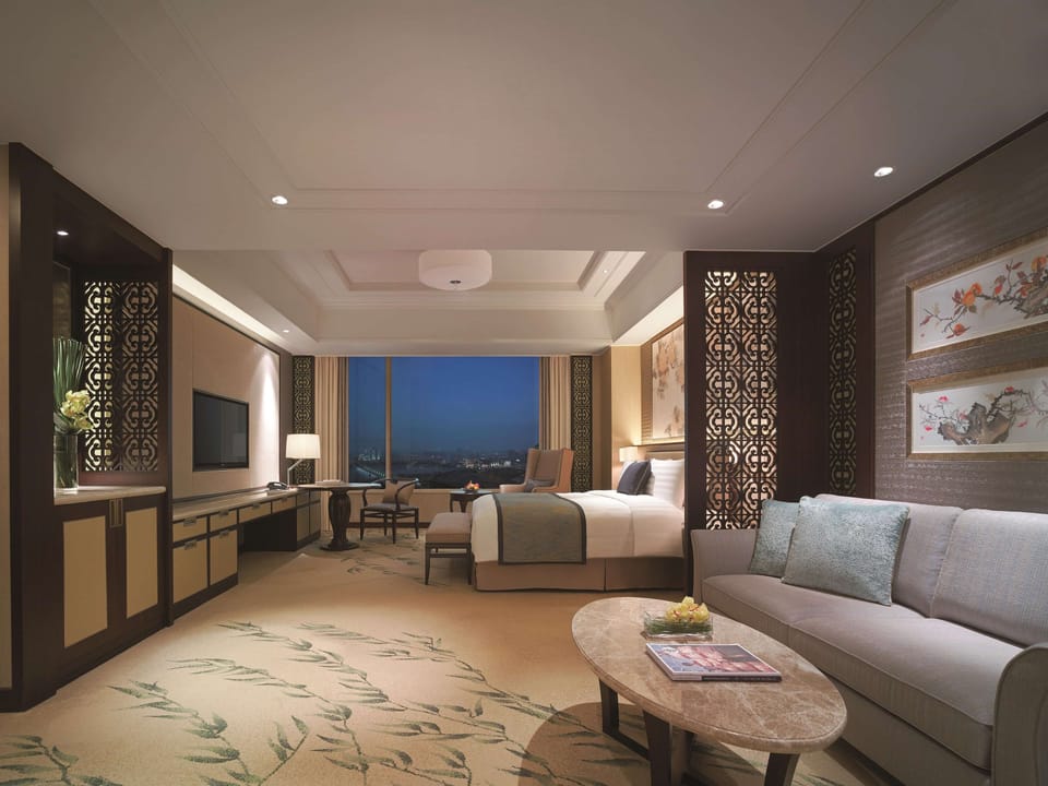 Horizon Club Lake View King  | 1 bedroom, minibar, in-room safe, desk