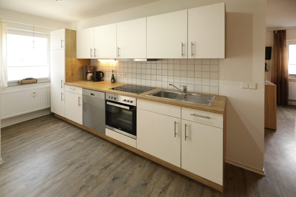 Apartment | Private kitchen | Fridge, microwave, oven, dishwasher