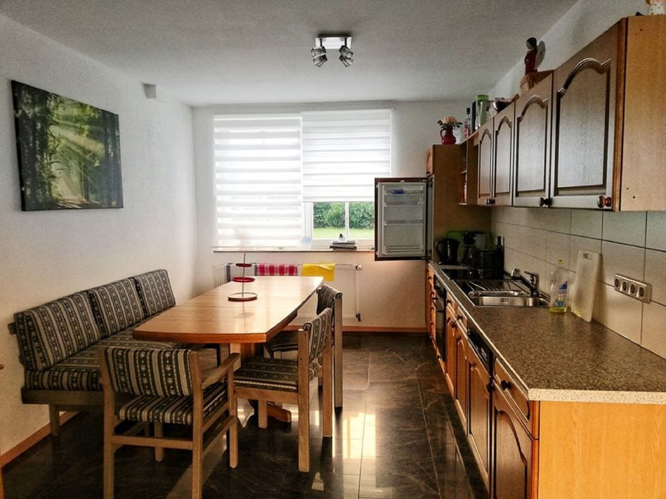 Apartment, 2 Bedrooms (Für bis zu 5 Personen) | Private kitchen | Oven, highchair