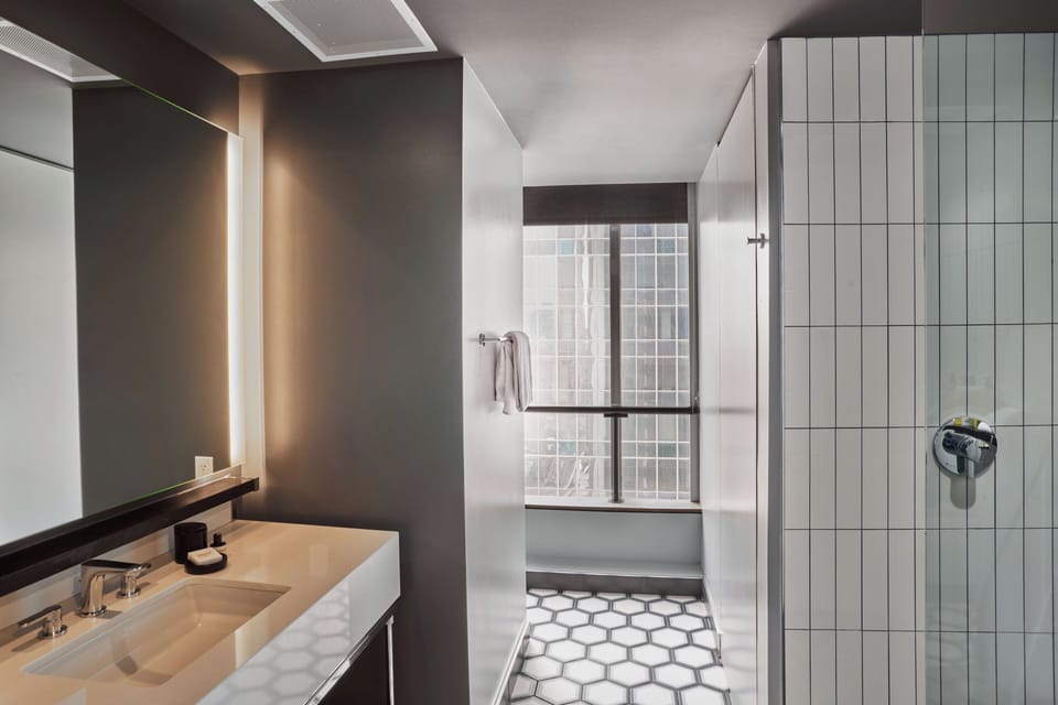 Room, 1 King Bed, Corner | Bathroom shower