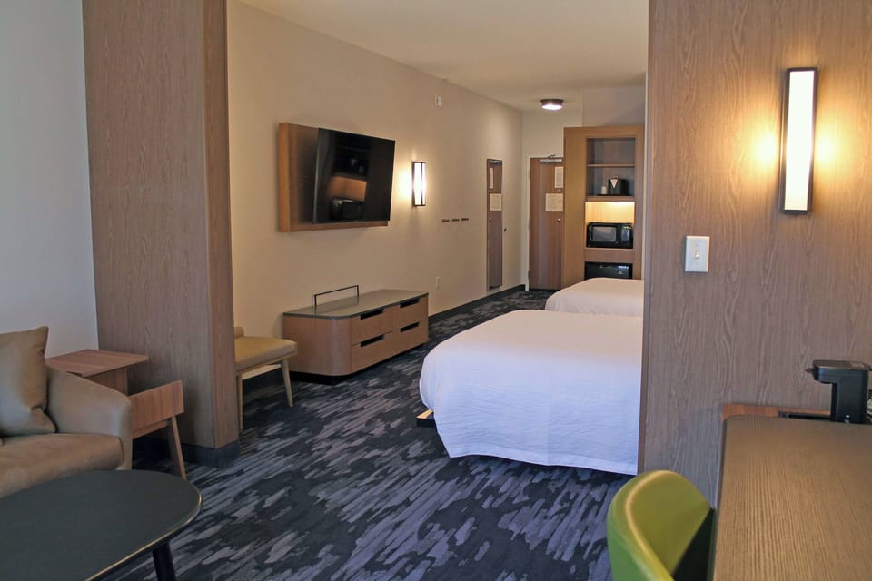 Suite, Multiple Beds, Hearing Accessible (Accessible Bathtub) | Desk, laptop workspace, iron/ironing board, free cribs/infant beds