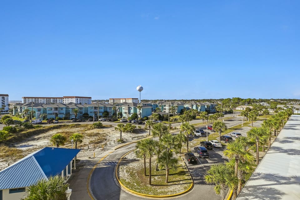Condo, 2 Bedrooms | Aerial view