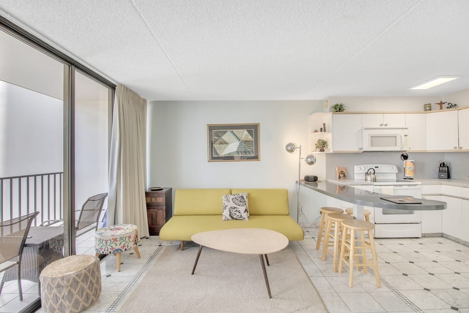 Condo, 1 Bedroom | Interior