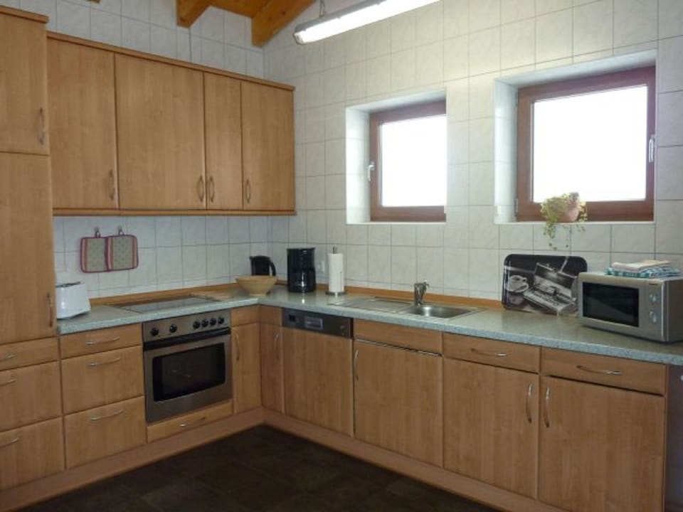 Apartment | Private kitchen | Fridge, microwave, coffee/tea maker, electric kettle