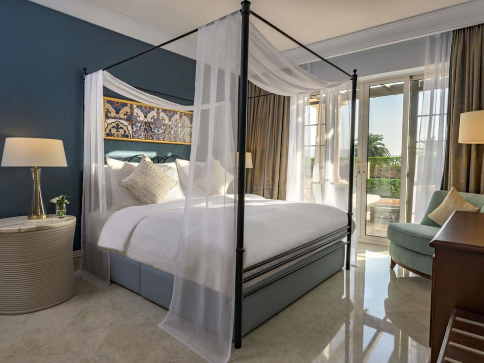 In-room safe, desk, laptop workspace, blackout drapes