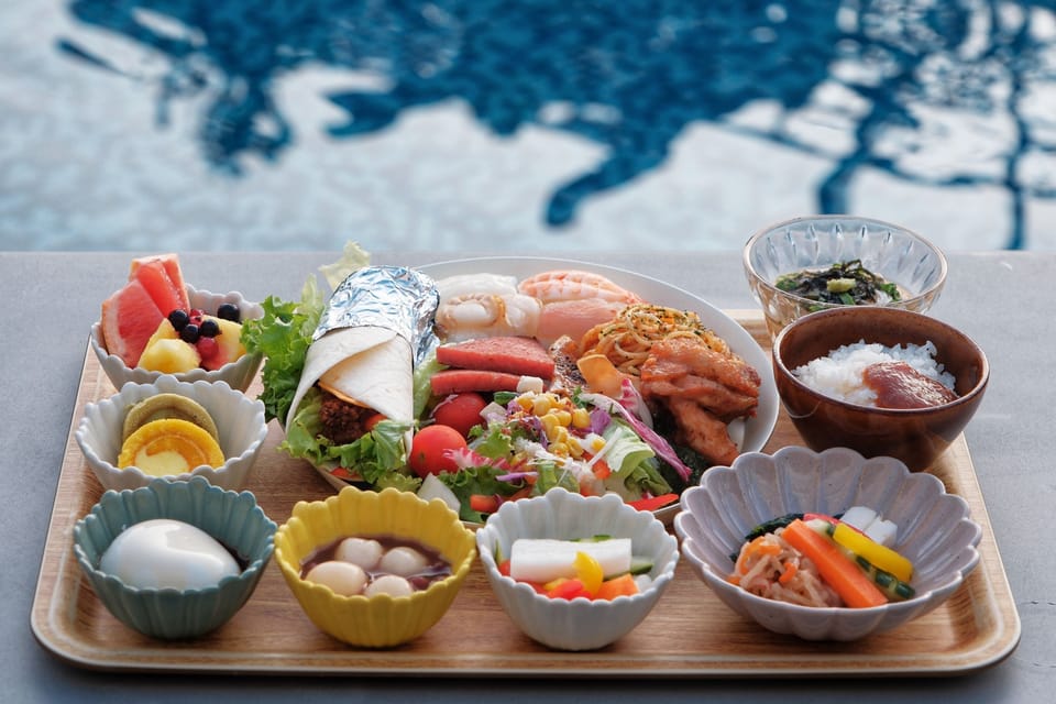 Daily buffet breakfast for a fee
