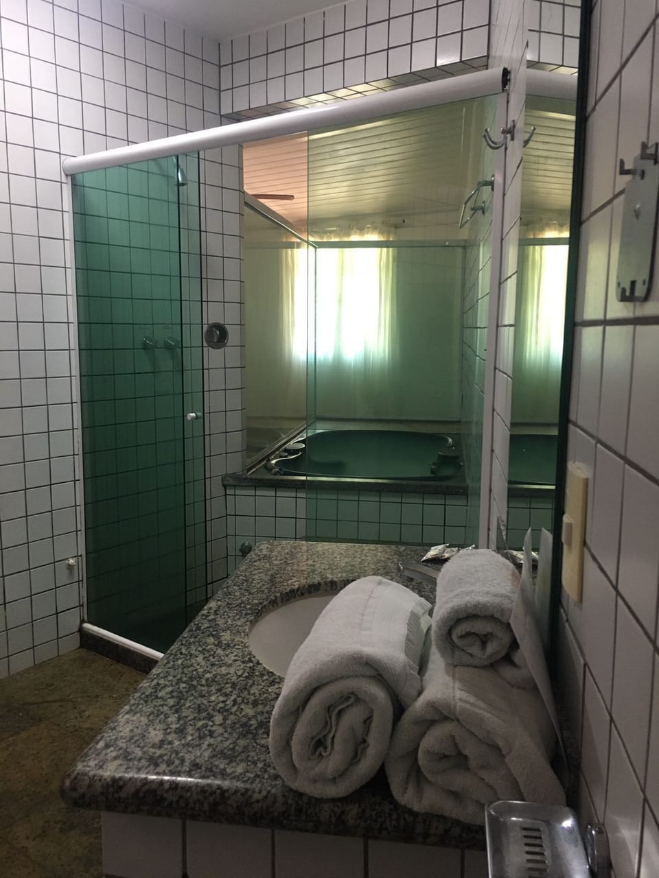Basic Double Room | Minibar, in-room safe, free WiFi, bed sheets
