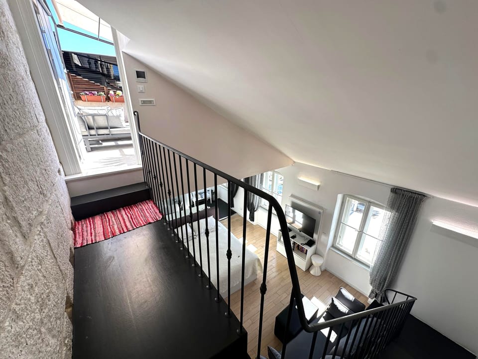 Luxury Suite, Terrace, Sea View | Hypo-allergenic bedding, in-room safe, individually decorated