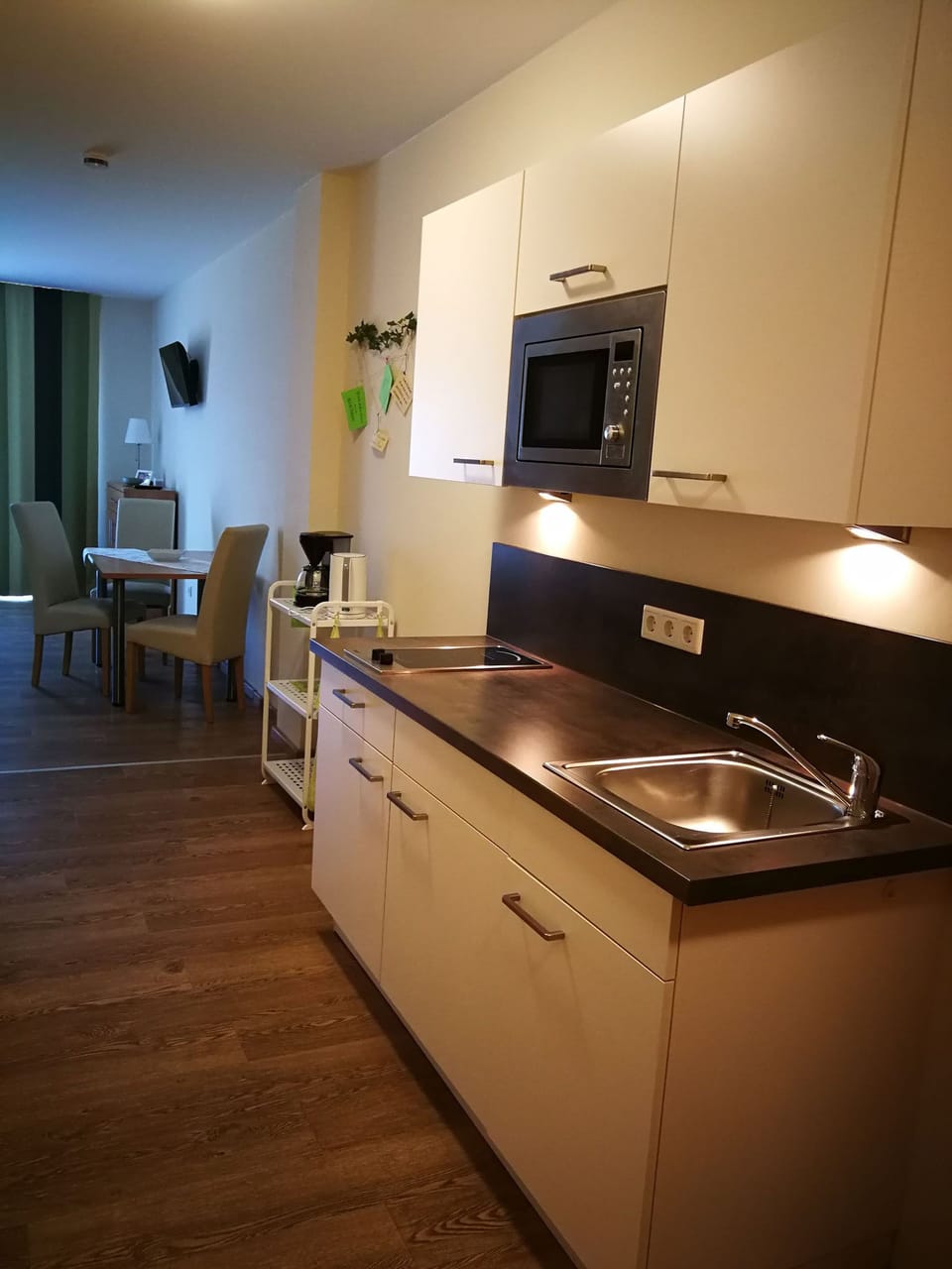 Apartment | Private kitchen | Fridge, coffee/tea maker, electric kettle, cookware/dishes/utensils